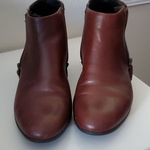 Ecco brown ankle booties sz 39